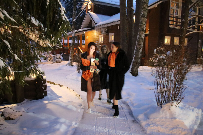 Милана, 22 года, 2 размер груди